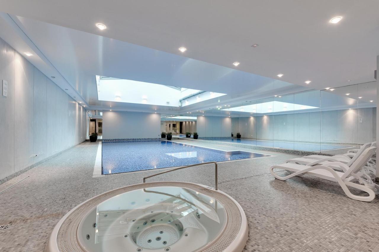 Waterlane Riverside Spa, Pool & Gym By Downtown Apartments 그단스크 외부 사진